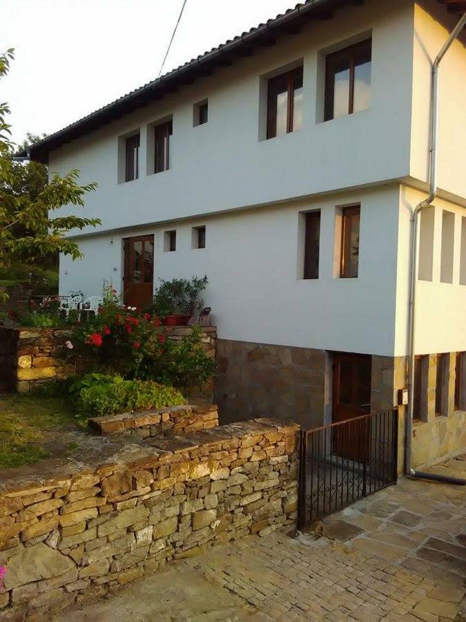 Fenix Rooms Arbanassi Exterior foto